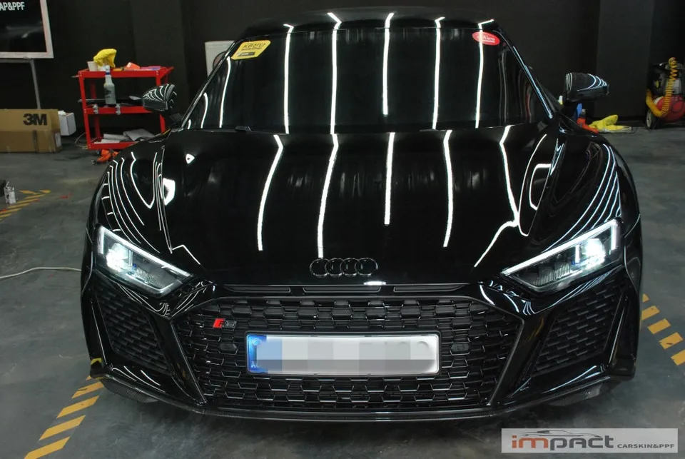 Audi R8のPPF施工事例|本物の保護効果を解説 施工写真 3-3