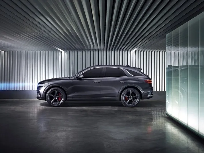 Genesis GV70のPPF施工事例｜費用目安と仕上がり 施工写真 1-3