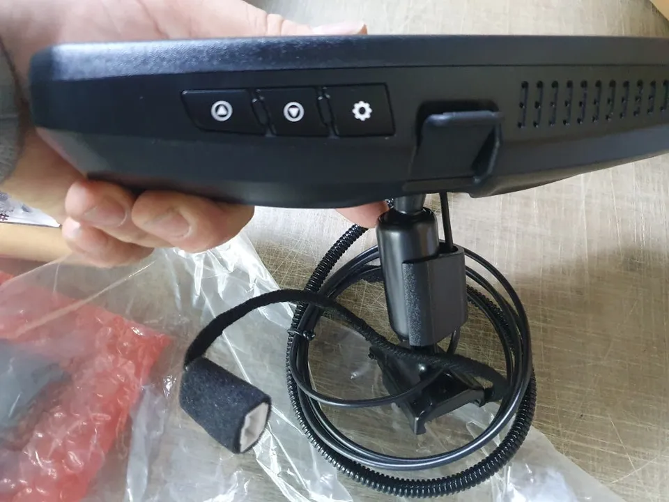 Genesis GV70 dash cam - Genesis GV70 Dash Cam Installation Review photo 4