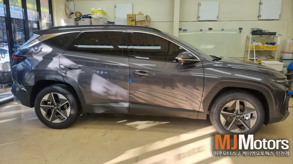 Hyundai Tucson NX4 window tinting - Hyundai Tucson NX4 Window Tinting Review - SPI70 Heat Rejection photo 4