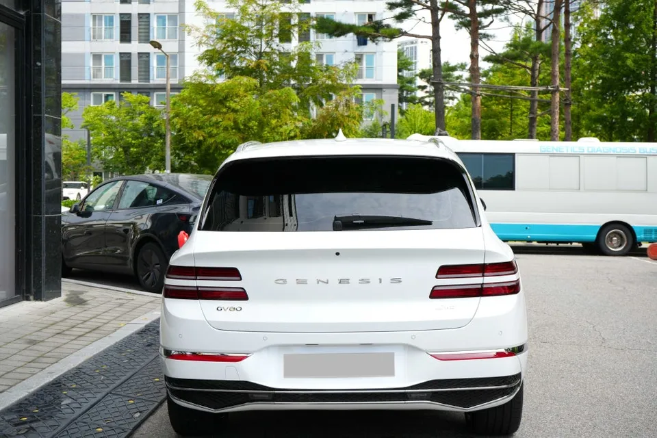 Genesis GV80 window tinting - Genesis GV80 Window Tinting Review: SolarGarde A3 Heat Rejection photo 6