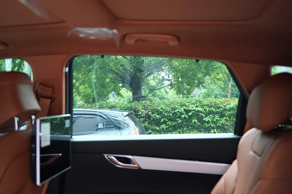 Genesis GV80 window tinting - Genesis GV80 Window Tinting Review: SolarGarde A3 Heat Rejection photo 7