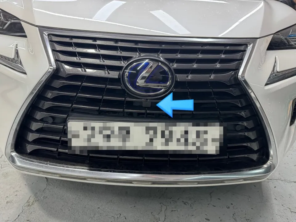 Lexus NX 300h surround view camera - Lexus NX 300h Surround View Camera Review: Cost & Results photo 3