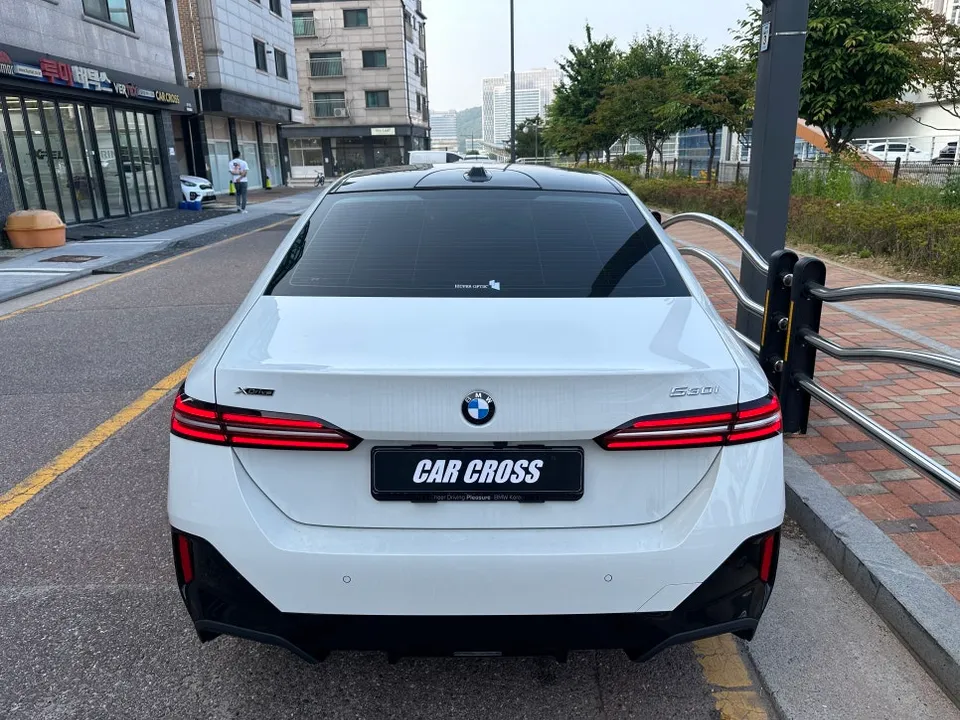 BMW 5 Series G60 PPF施工事例|費用目安・仕上がり 施工写真 2-1