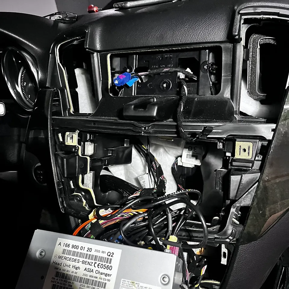 Mercedes-Benz GLE 350d android head unit - Mercedes-Benz GLE 350d Android Head Unit Review — Enhanced Interi photo 5