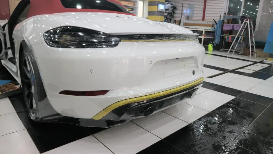 ポルシェ 718 Boxster GTS PPF施工事例|費用目安・仕上がり 施工写真 2-1