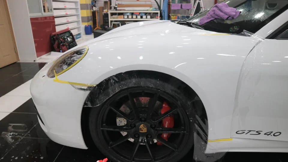 ポルシェ 718 Boxster GTS PPF施工事例|費用目安・仕上がり 施工写真 3-1