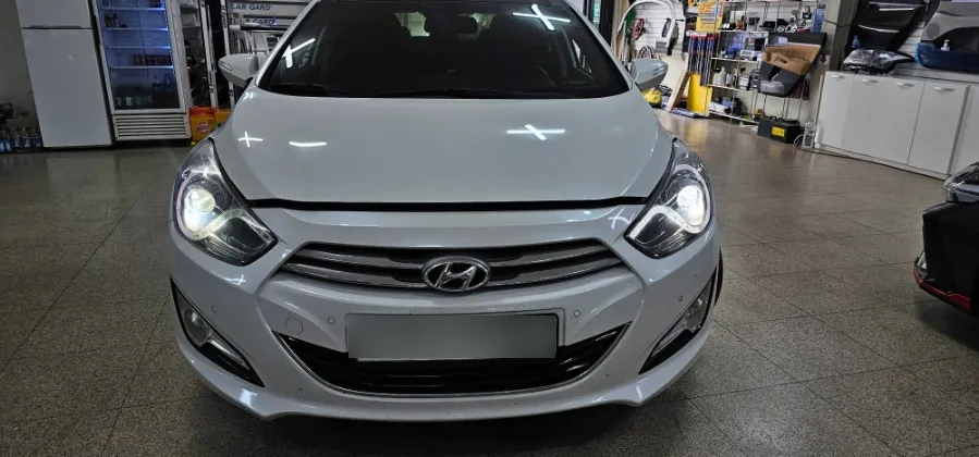 Hyundai i40 lighting upgrade installation result