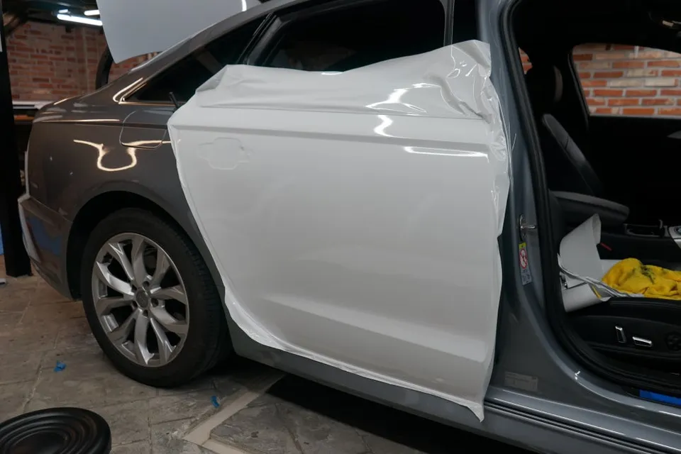 Audi A6のPPF施工事例|費用目安・仕上がり 施工写真 3-2
