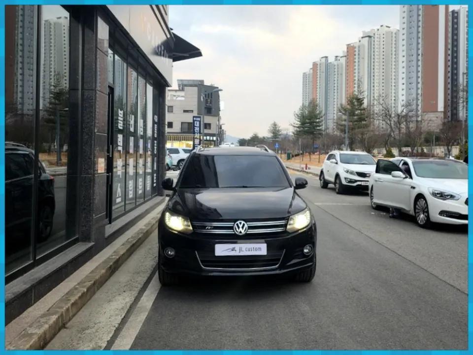 Volkswagen Tiguan seat ventilation - Volkswagen Tiguan 2nd Row Heated Seats Review photo 3