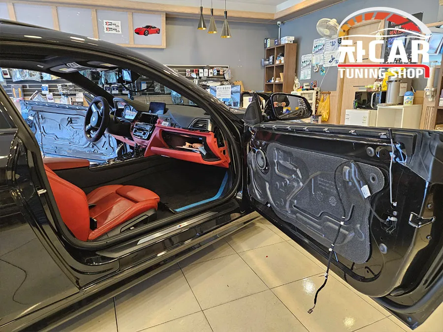 BMW 4 Series F32 ambient lighting - BMW 4 Series Ambient Lighting Installation Review photo 3