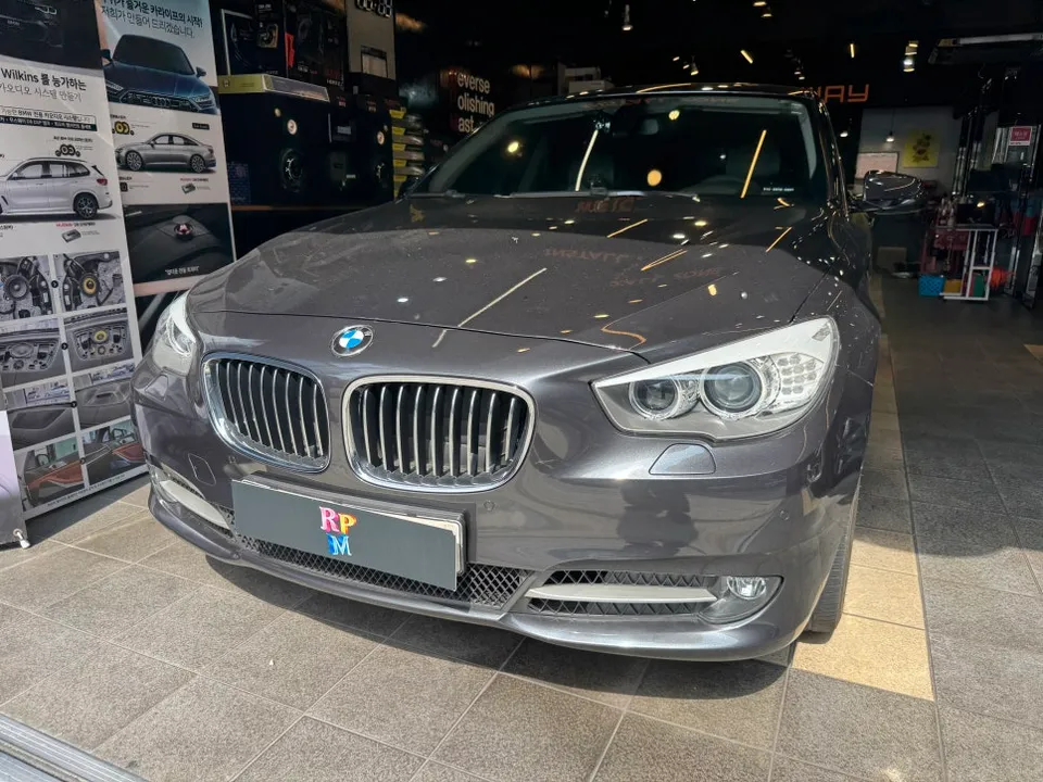 BMW 5GT F07 M Steering Wheel Upgrade Review Before