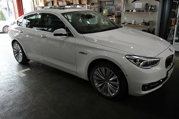 BMW 5 Series GT dash cam review