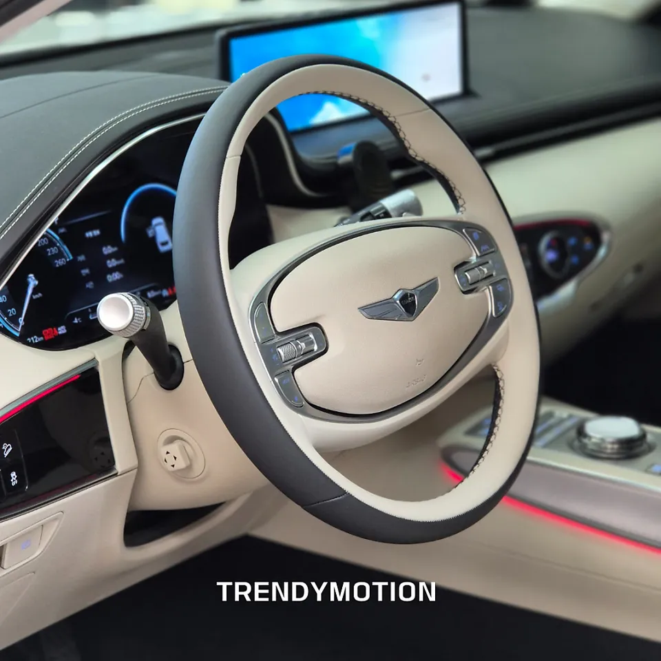 Genesis GV70 steering wheel - Genesis GV70 Steering Wheel Customization: Vanilla Beige Upgrade photo 4