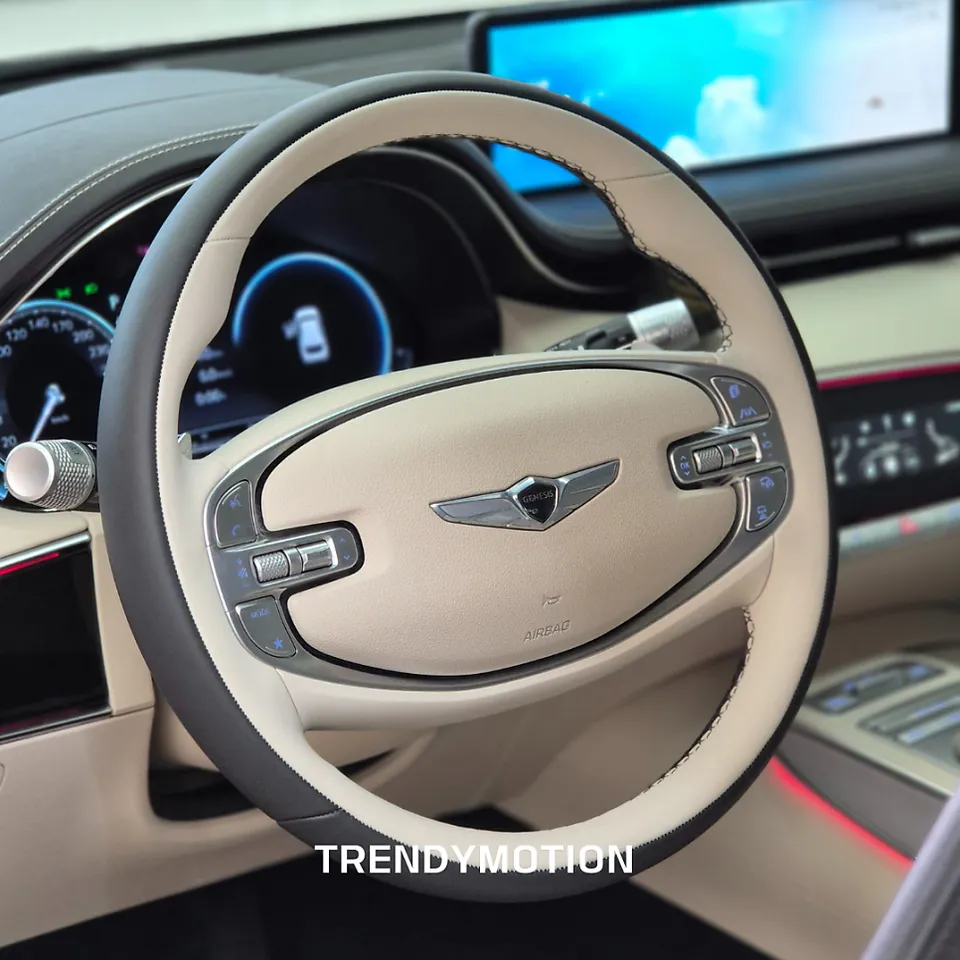 Genesis GV70 steering wheel - Genesis GV70 Steering Wheel Customization: Vanilla Beige Upgrade photo 5