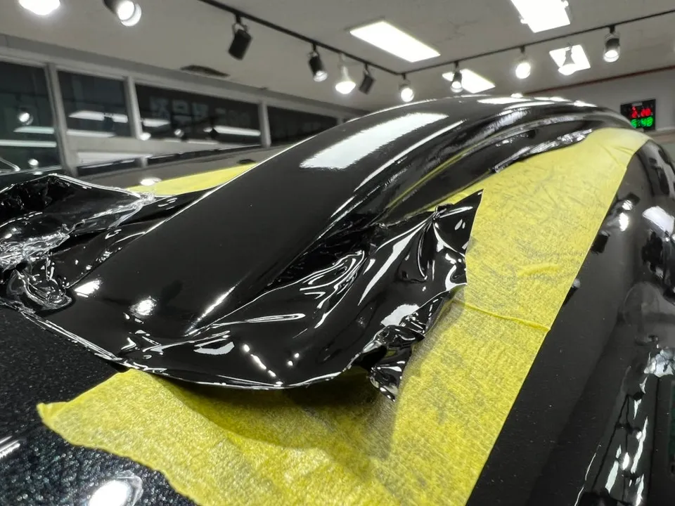 Genesis GV80 Faceliftのカーラッピング事例|費用目安・仕上がり 施工写真 2-3