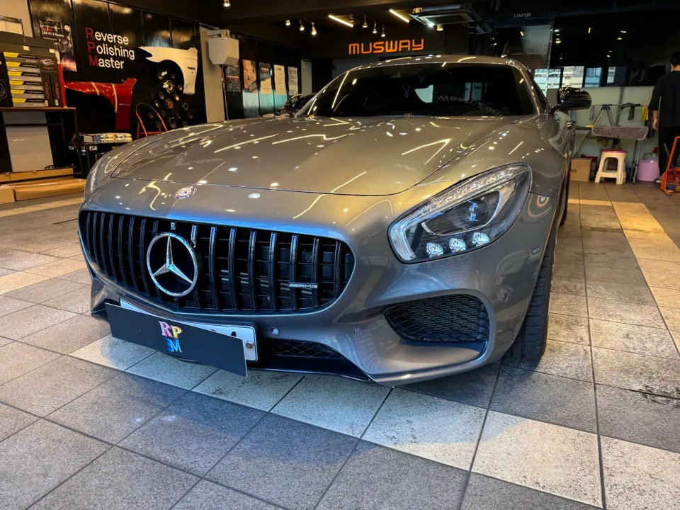 Mercedes-Benz AMG GT C190 interior customization installation result