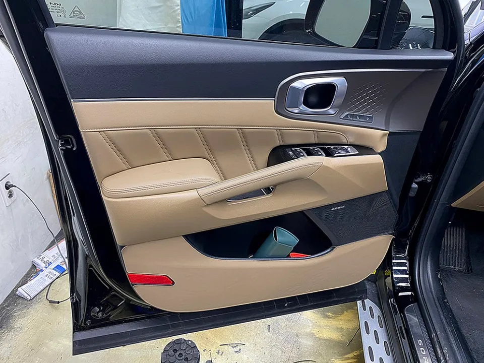 Kia Sorento MQ4 ambient lighting - Kia Sorento MQ4 Ambient Lighting Review — Cost & Results photo 4