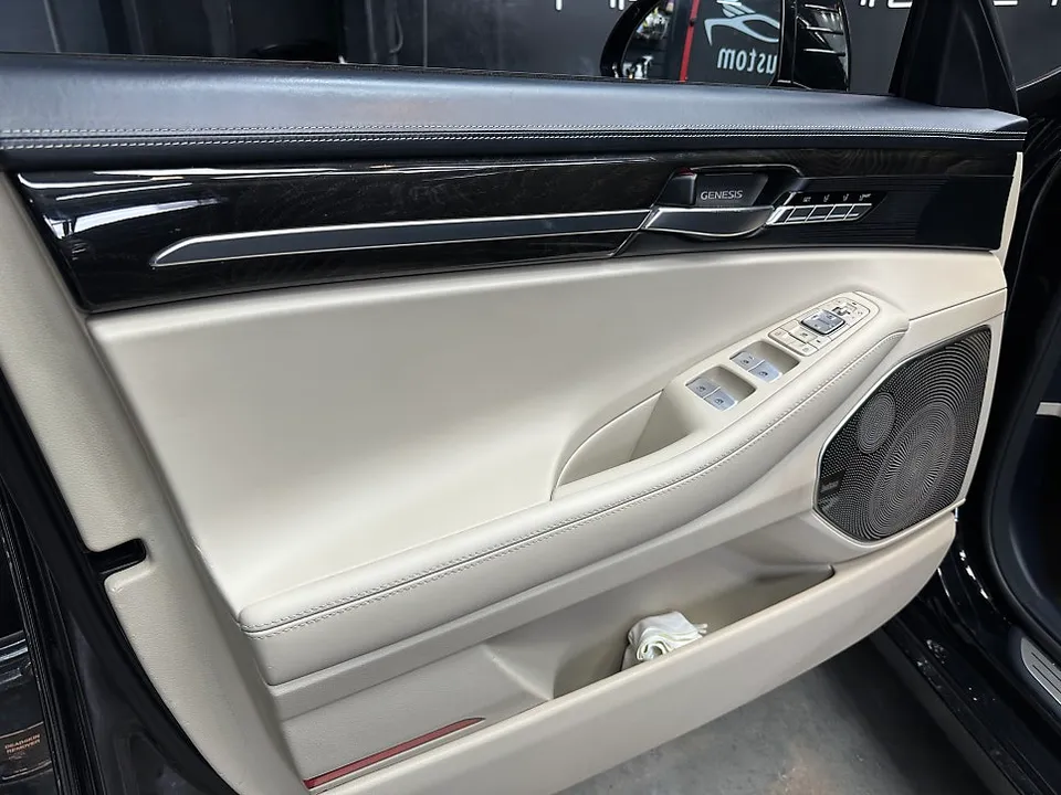 Genesis EQ900 PPF施工事例|ヘッドライト保護と仕上がり 施工写真 1-3