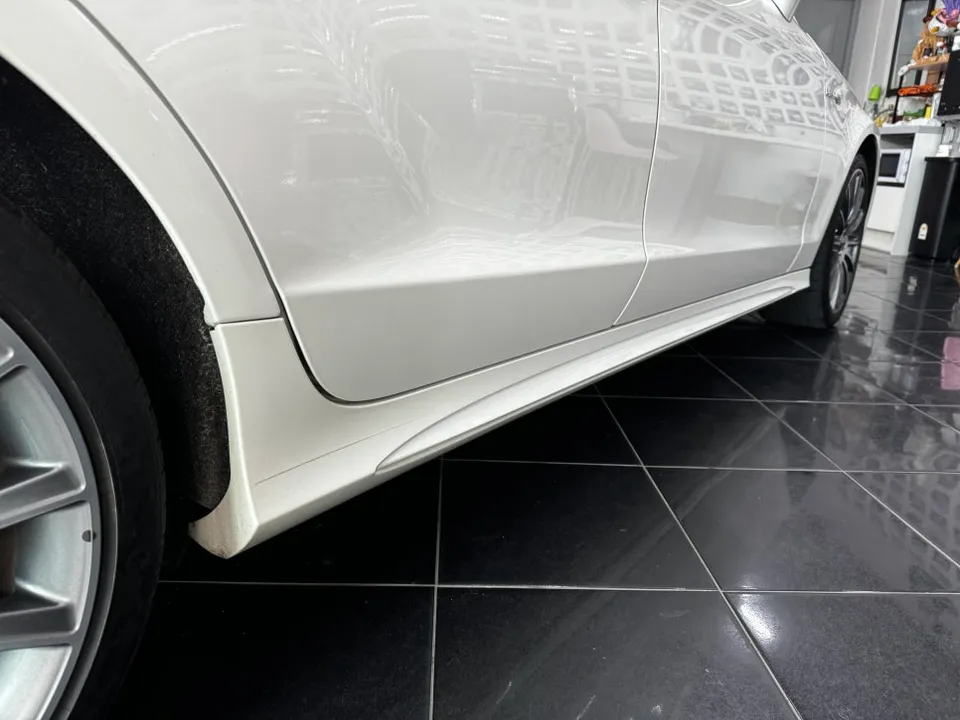 Mercedes-Benz CLSのカーラッピング事例｜費用目安・仕上がり 施工写真 3-3