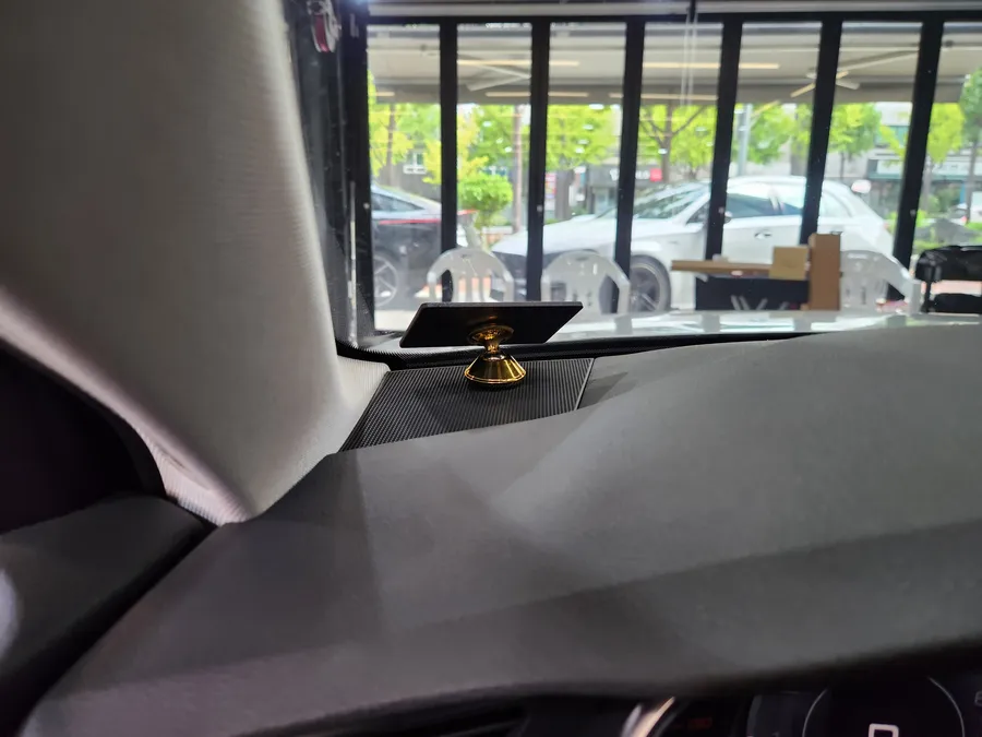 Audi A6 ambient lighting - Audi A6 Ambient Lighting Upgrade Review photo 4