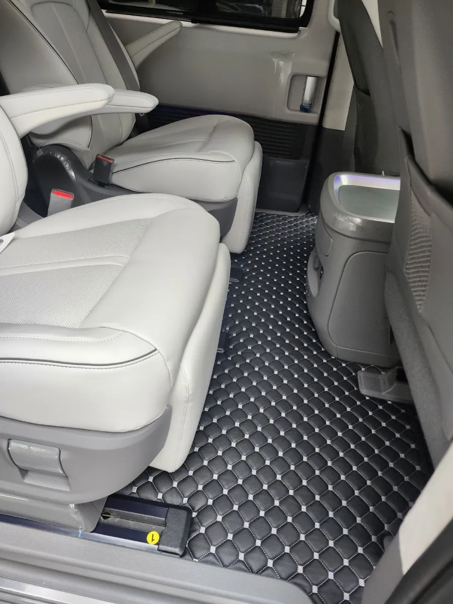 Hyundai Staria interior customization - Hyundai Staria Interior Customization Review: Cost & Results photo 4