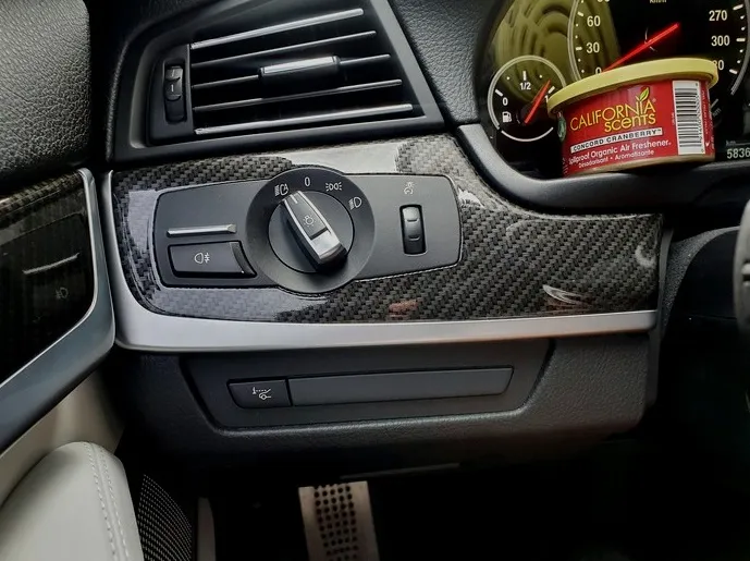 BMW M5 interior customization - BMW M5 Interior Carbon Hydrographics Review — Enhanced Luxury photo 7