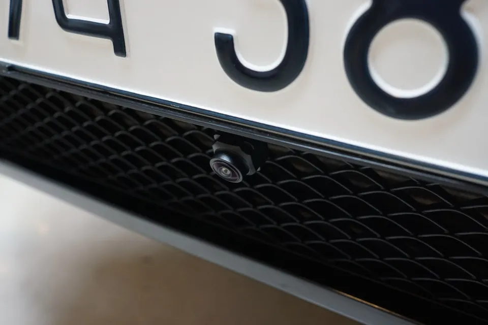 Mercedes-Benz G63 AMG W463 around view - Mercedes-Benz G63 AMG Surround View Upgrade: Enhanced Vision photo 6
