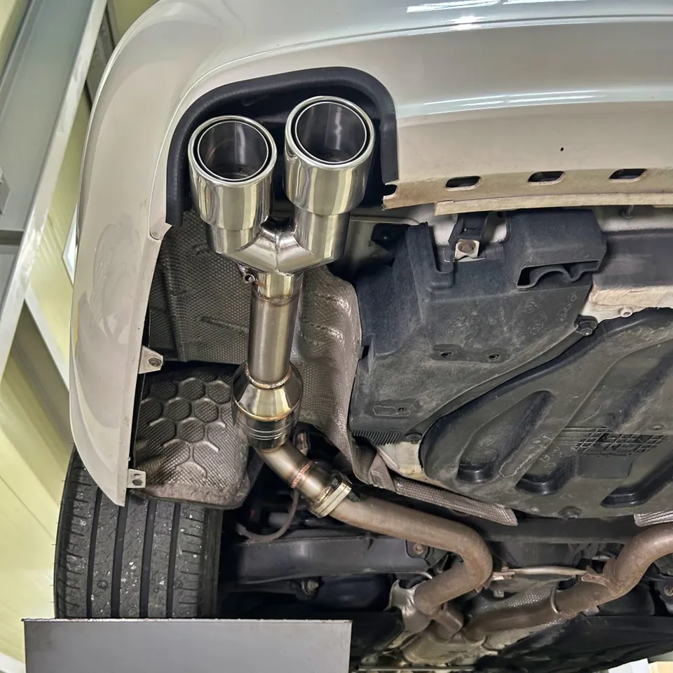 Mercedes-Benz CLS350 exhaust upgrade - Mercedes-Benz CLS350 Exhaust Upgrade Review: Custom Muffler Tips photo 3