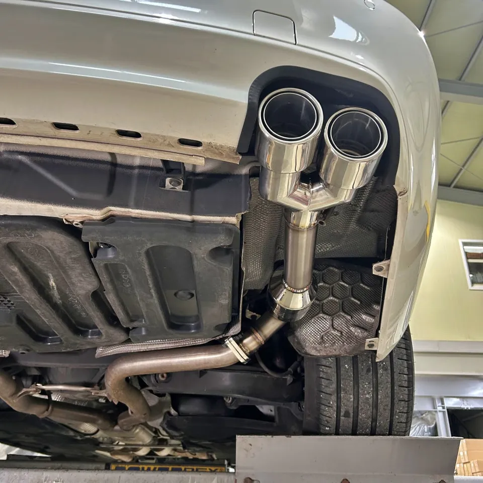 Mercedes-Benz CLS350 exhaust upgrade - Mercedes-Benz CLS350 Exhaust Upgrade Review: Custom Muffler Tips photo 4