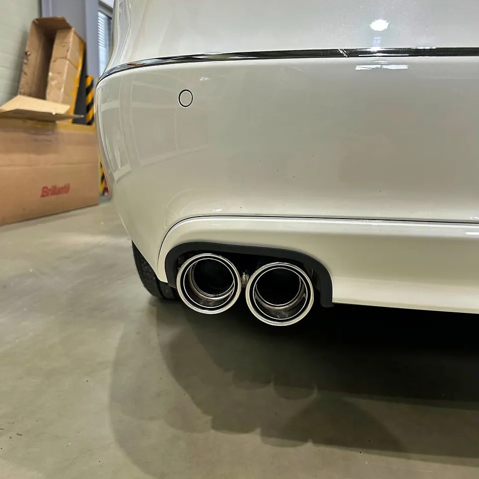 Mercedes-Benz CLS350 exhaust upgrade - Mercedes-Benz CLS350 Exhaust Upgrade Review: Custom Muffler Tips photo 6