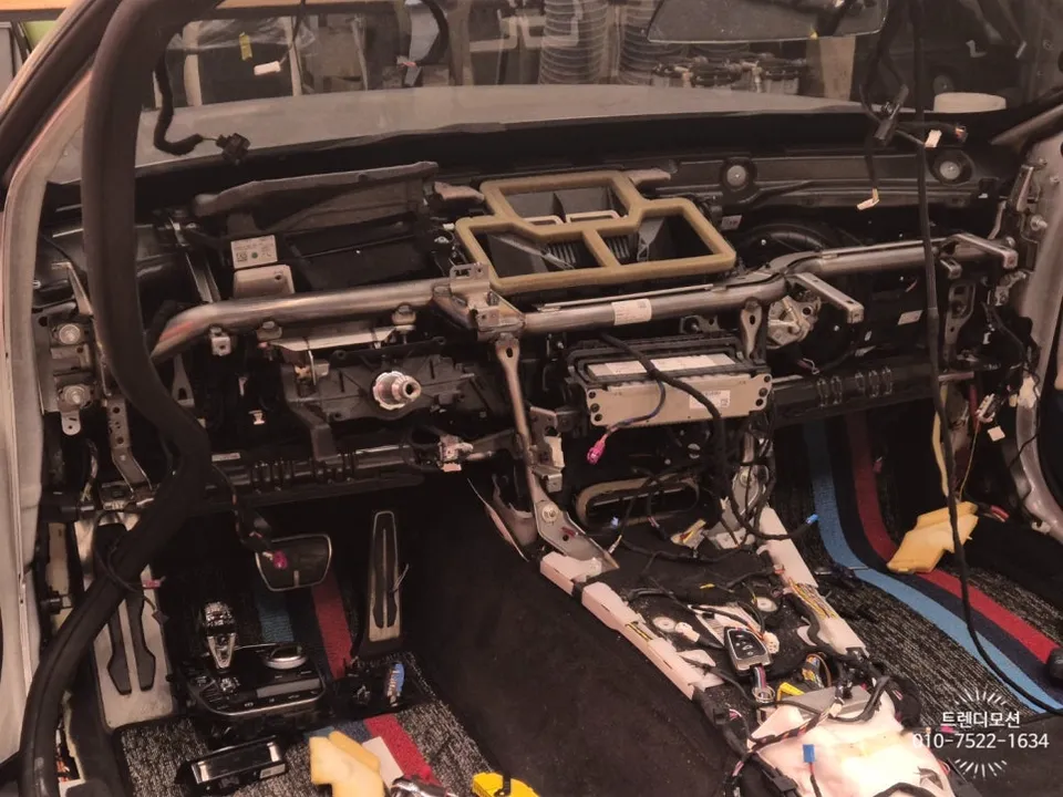 BMW 4 Series Convertible Interior Customization Review photo 20