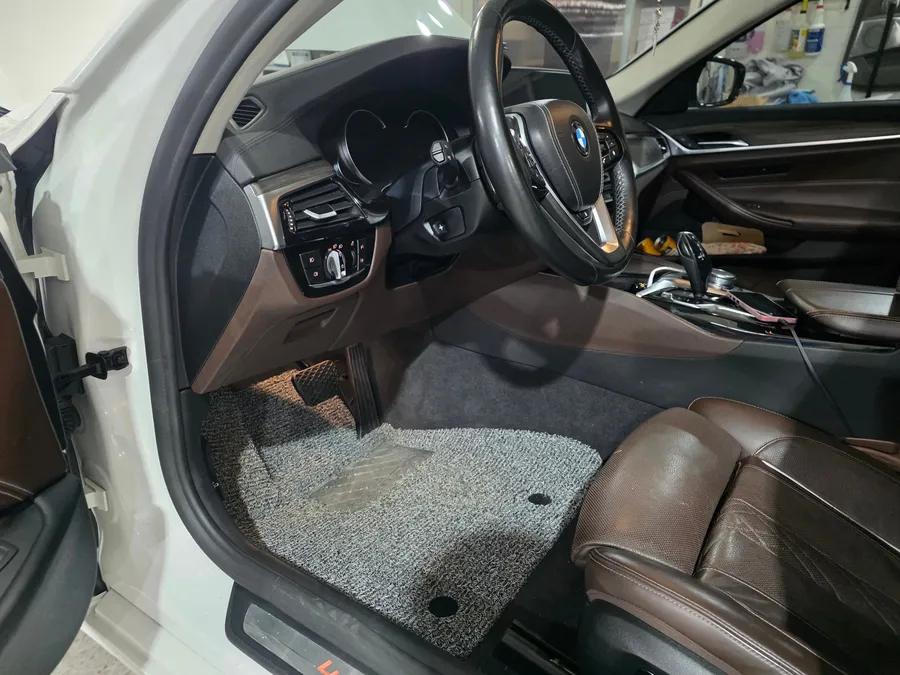 BMW 5 Series oem options - BMW 5 Series Oem Options Installation Review — Cost photo 5