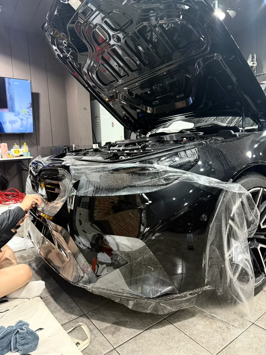 BMW M5のPPF施工事例|費用目安と仕上がり 施工写真 4-2