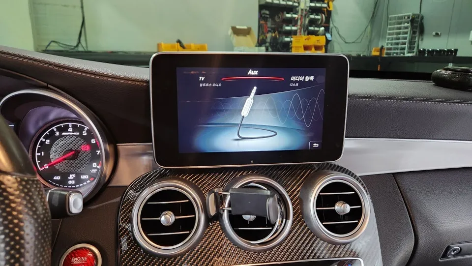 Mercedes-Benz C-Class W205 android head unit - Mercedes-Benz C-Class W205 Android Head Unit Review photo 3