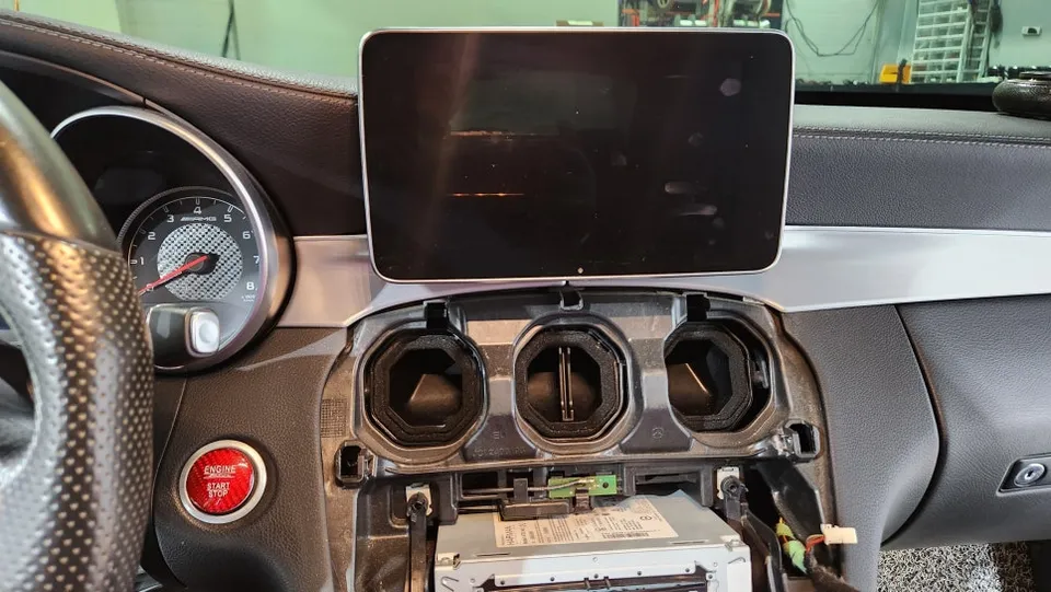 Mercedes-Benz C-Class W205 android head unit - Mercedes-Benz C-Class W205 Android Head Unit Review photo 4