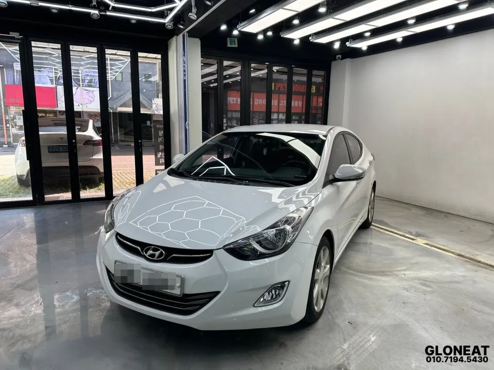 Hyundai Elantra MDのカーフィルム施工事例|費用目安・仕上がり 施工写真 2-1