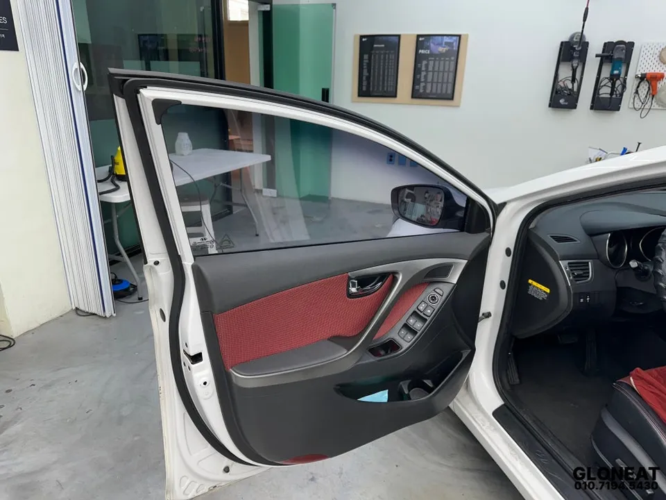 Hyundai Elantra MDのカーフィルム施工事例|費用目安・仕上がり 施工写真 3-1