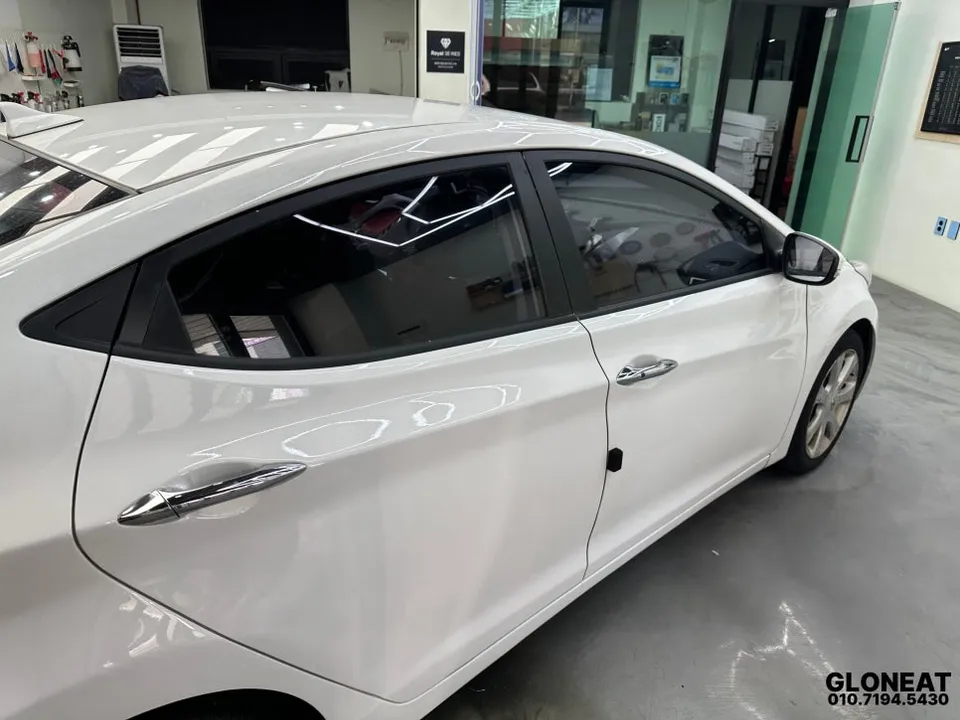 Hyundai Elantra MDのカーフィルム施工事例|費用目安・仕上がり 施工写真 3-2