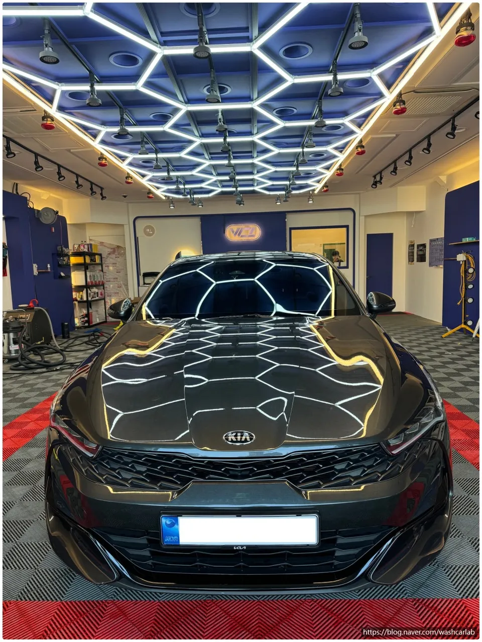 Kia K5 DL3のガラスコーティング事例｜費用目安と仕上がり 施工写真 2-3