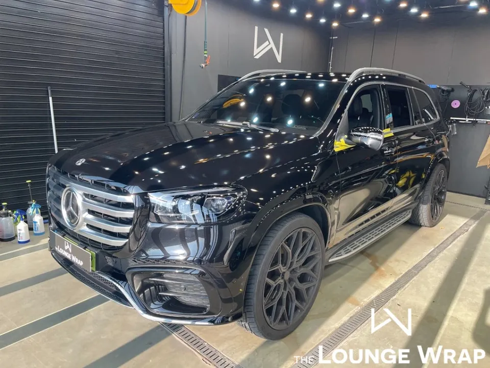 Mercedes-Benz GLS Vinyl Wrap Review: Chrome Delete for All-Black 