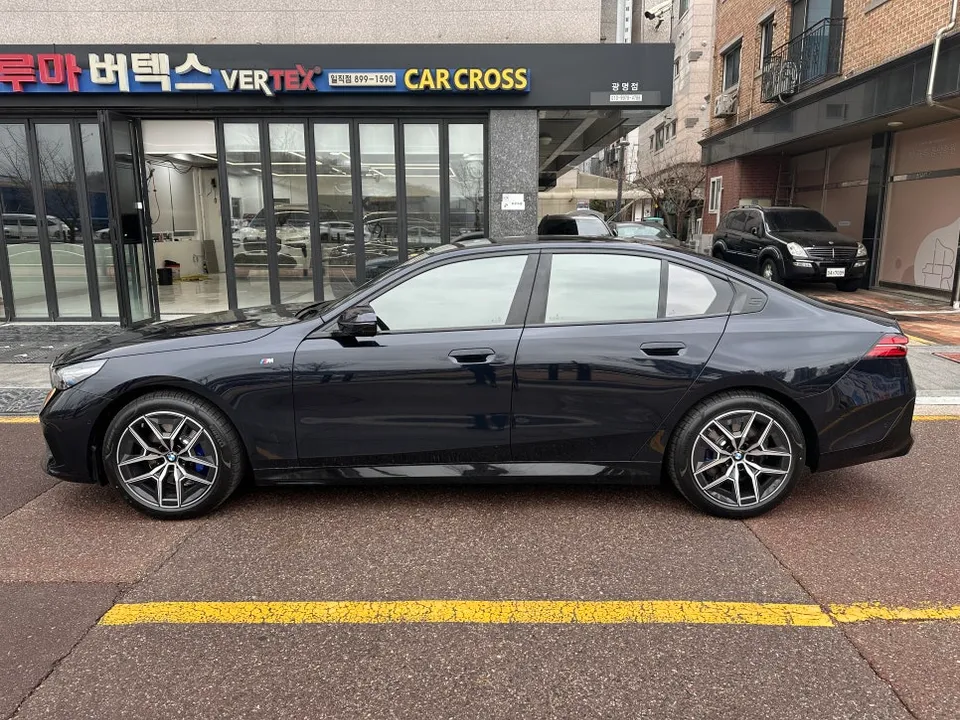 BMW 5 Series G30 PPF施工事例｜費用目安・仕上がり 施工写真 1-1