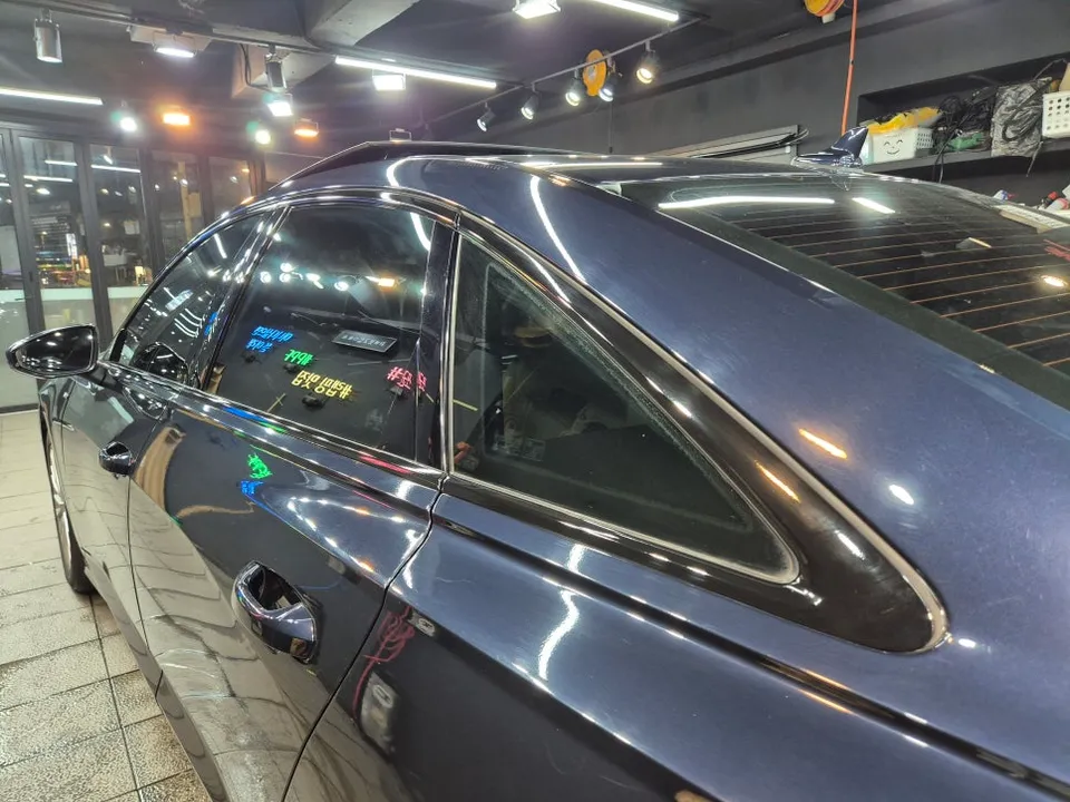 Audi A6のクロームモールラッピング事例|費用目安・仕上がり 施工写真 2-2