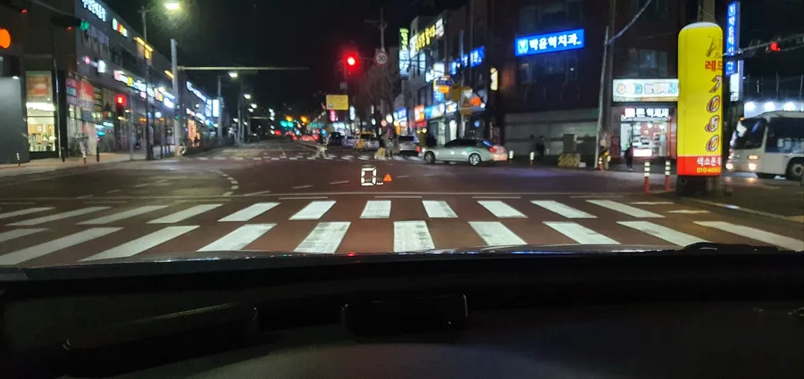 Kia Carnival dash cam - Kia Carnival Dash Cam Installation Review photo 3