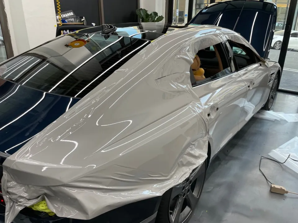 Genesis G80 PPF施工事例|ゲインズボログレーへのカラーチェンジ 施工写真 3-3