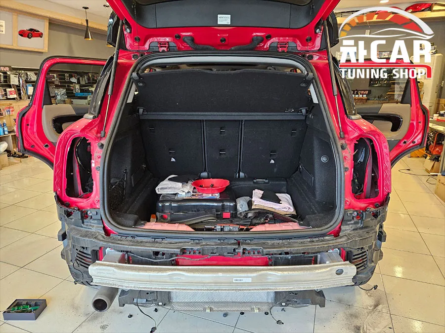 MINI Countrymanのガラスコーティング事例 施工写真 3