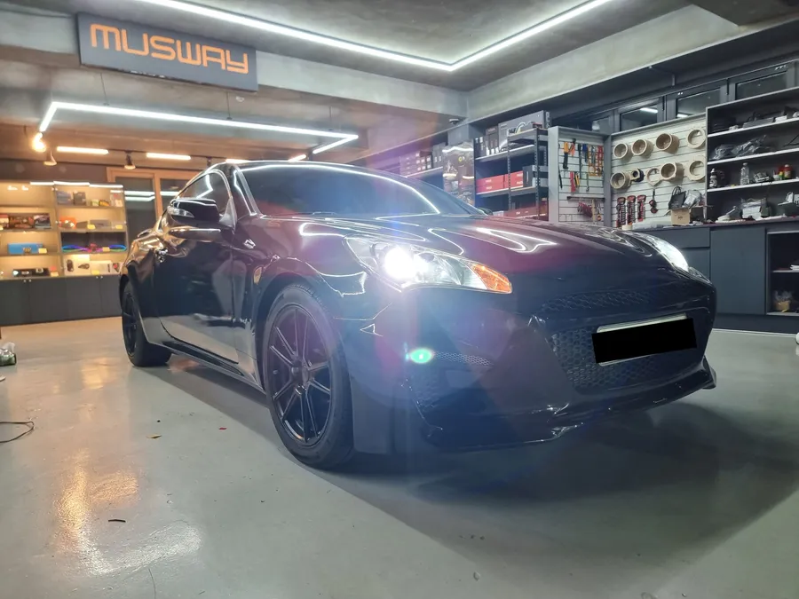 Genesis Genesis CoupeのAndroid Auto・CarPlay取付事例 施工写真 1-1