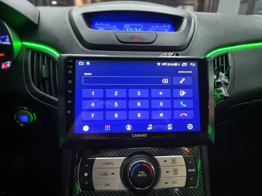 Genesis Genesis CoupeのAndroid Auto・CarPlay取付事例 施工写真 1-3
