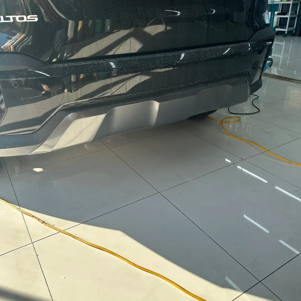 Kia All New Sorentoのカーラッピング事例 施工写真 6