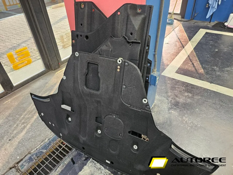Kia K8 paint correction - Kia K8 Undercarriage Mud Removal Review — Cleaned photo 7